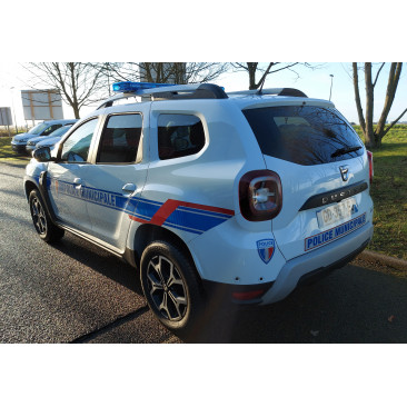 Dacia Duster équipée police municipale