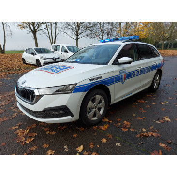 Skoda Octavia équipée police municipale