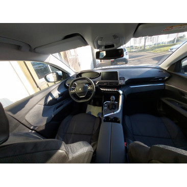 Peugeot 3008 équipée police municipale