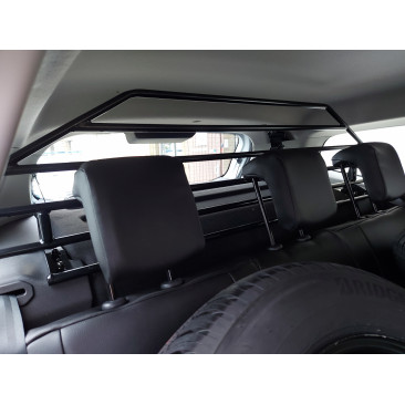 Grille de séparation de coffre