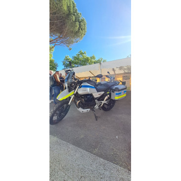 MOTO GUZZI V 85 TT  80 Ch - SÉRIE SPÉCIALE MAXIAVENUE -