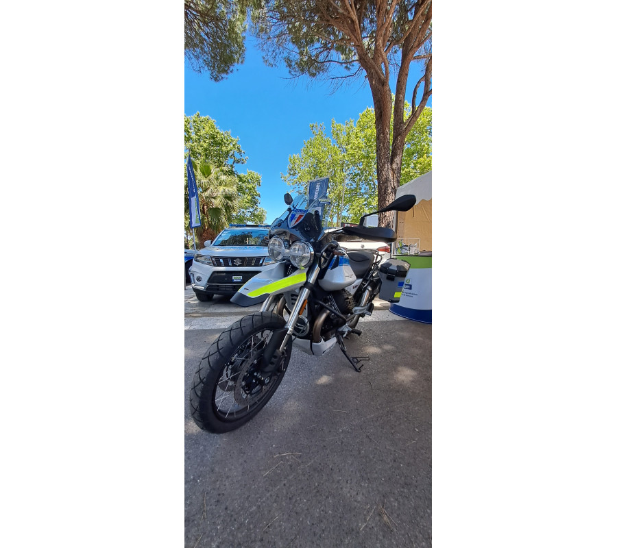 MOTO GUZZI V 85 TT  80 Ch - SÉRIE SPÉCIALE MAXIAVENUE -