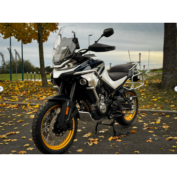 CF MOTO MT 800 EXPLORE