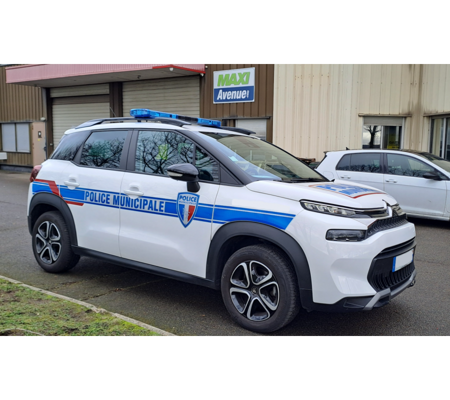 Citroën C3 Aircross PT130 EAT6 Feel Pack -  ÉQUIPÉ PM : DASHBOARD- MAXI FX- SÉRIGRAPHIE- GR-264-BK - MOINS DE 30.000 KMS