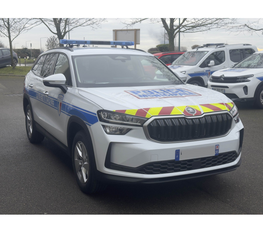 Location À La Semaine Skoda Kodiaq Hybrid rechargeable 204ch Police Municipale (contrat+assurance TOUS RISQUES)