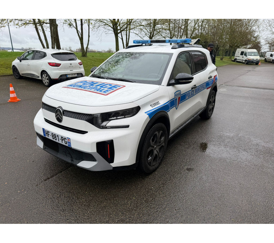 CITROËN C3 AIRCROSS 5 PORTES PURETECH 100 CH - équipé PM  - BVM6 - HF-881-PG - Immat. 17/09/2025 - Moins de 15.000 Kms