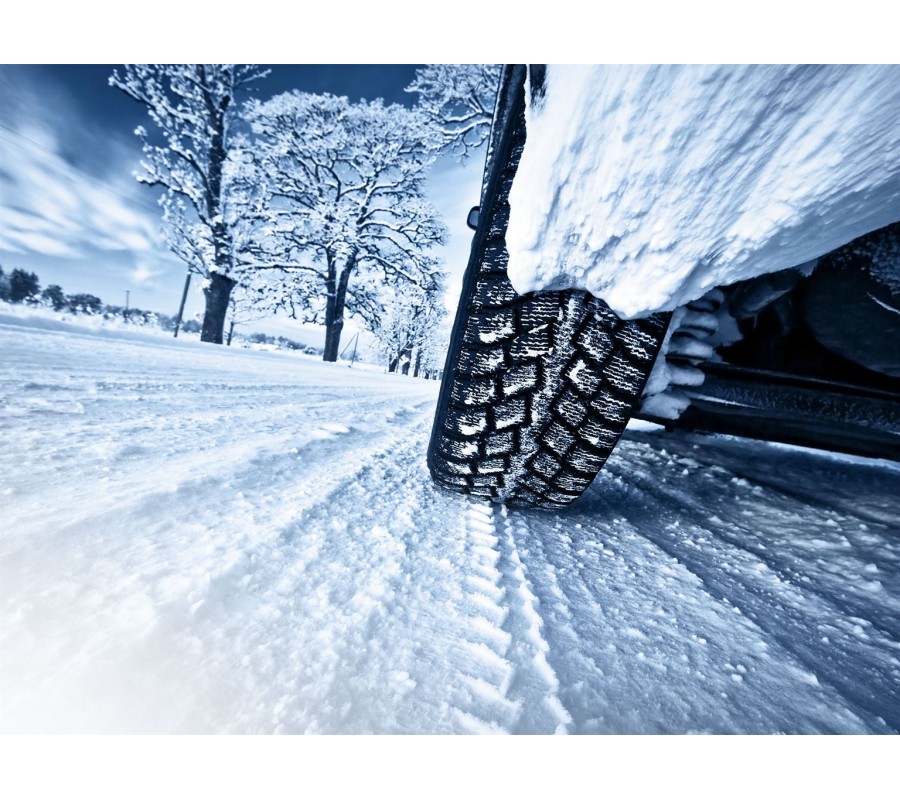 5 pneus Hiver + 5 jantes Tôle