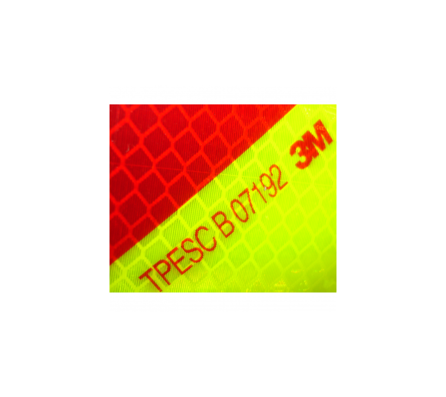 Feuille de balisage Avery Rouge & Jaune 1.22m X 1.22m Feuille de balisage Avery Rouge & Jaune 1.22m X 1.22m