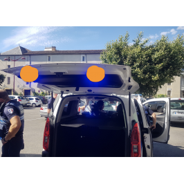 2 Feux de balisage arrière Bleu déclenchement par interrupteur