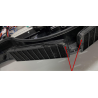 Fond plat avec point de fixation + carénage haut parleur + coiffe centrale bleue